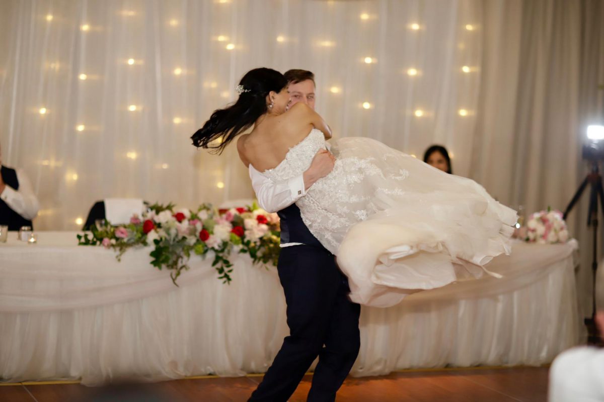 Jess-and-tim-wedding-dance